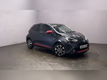 2019 (69) - 1.0 VVT-i X-Trend TSS 5dr x-shift