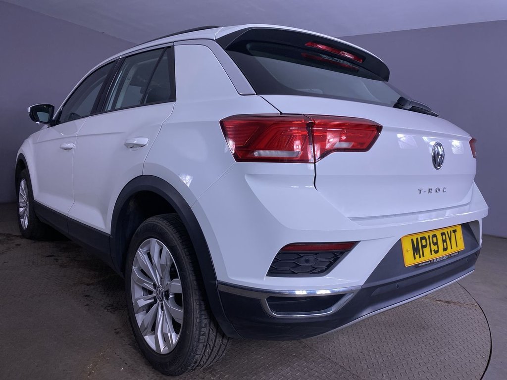 Used Volkswagen T-Roc 2019 for sale - 77642417: Photo 14