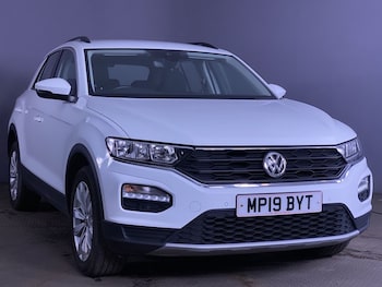 Used Volkswagen T-Roc 2019 for sale - 77642417: Photo
