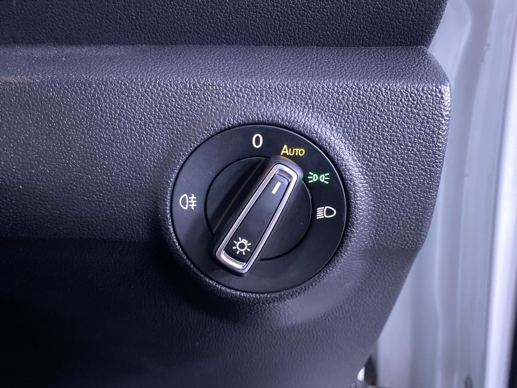 Used Volkswagen T-Roc 2019 for sale - 77642417: Photo 23