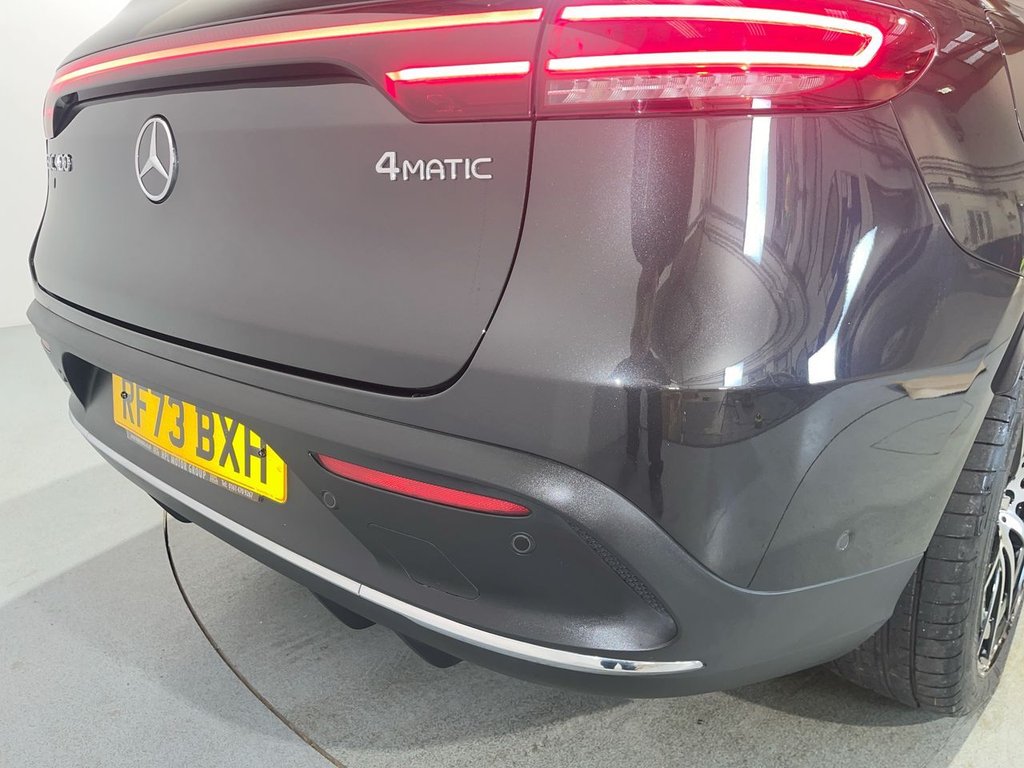 Used Mercedes-Benz EQC 2023 for sale - 76632547: Photo 13