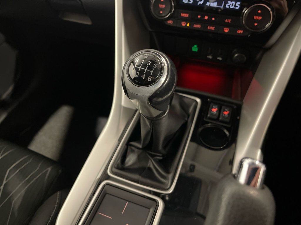 Used Mitsubishi Eclipse Cross 2018 for sale - 76386506: Photo 19