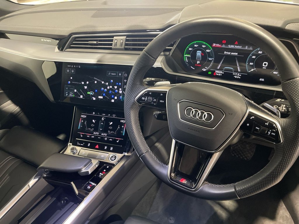 Used Audi e-tron 2022 for sale - 77703558: Photo 15