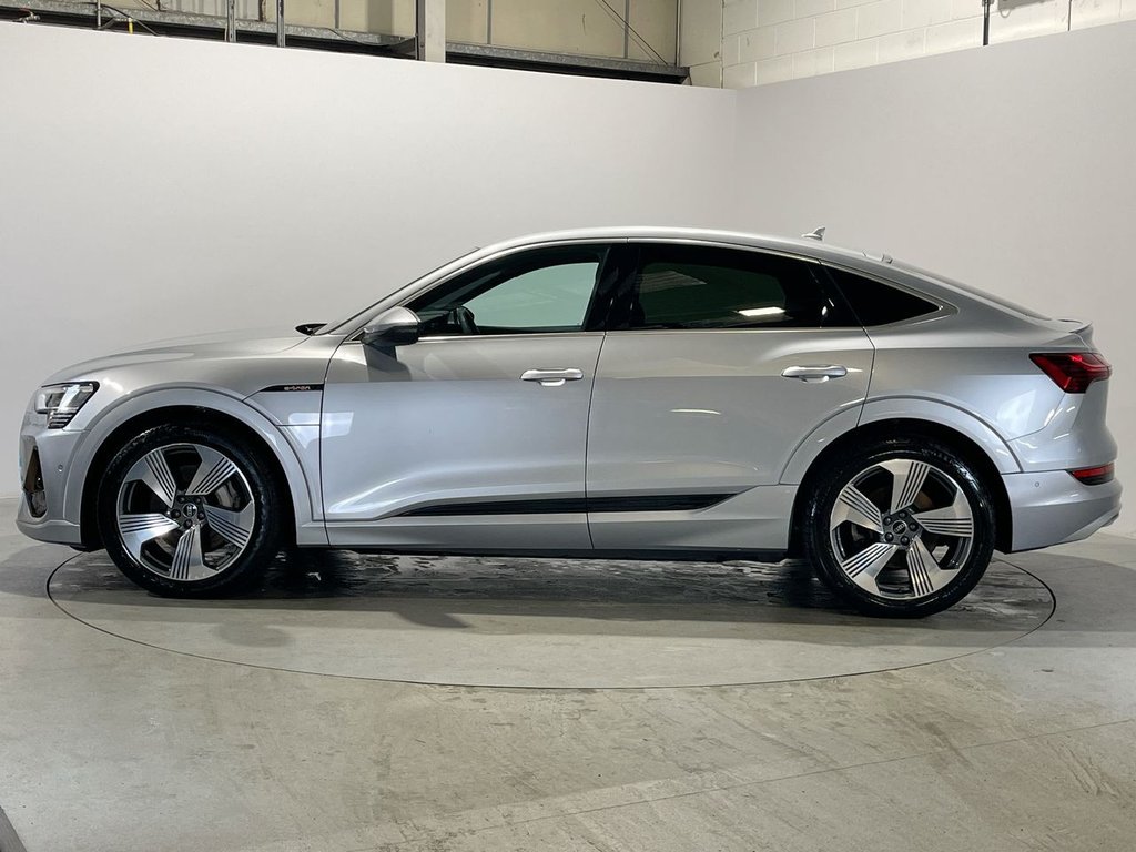 Used Audi e-tron 2022 for sale - 77703558: Photo 5