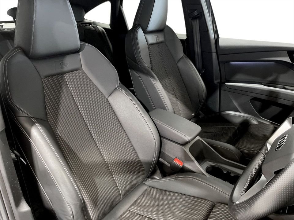 Used Audi Q4 e-tron 2023 for sale - 77667539: Photo 11