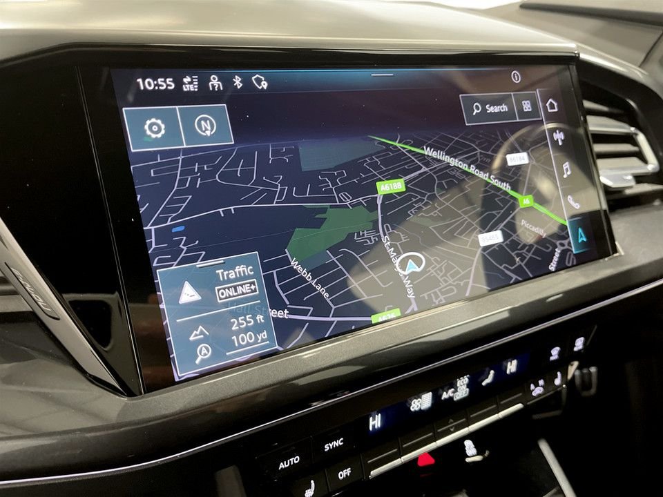 Used Audi Q4 e-tron 2023 for sale - 77667539: Photo 16