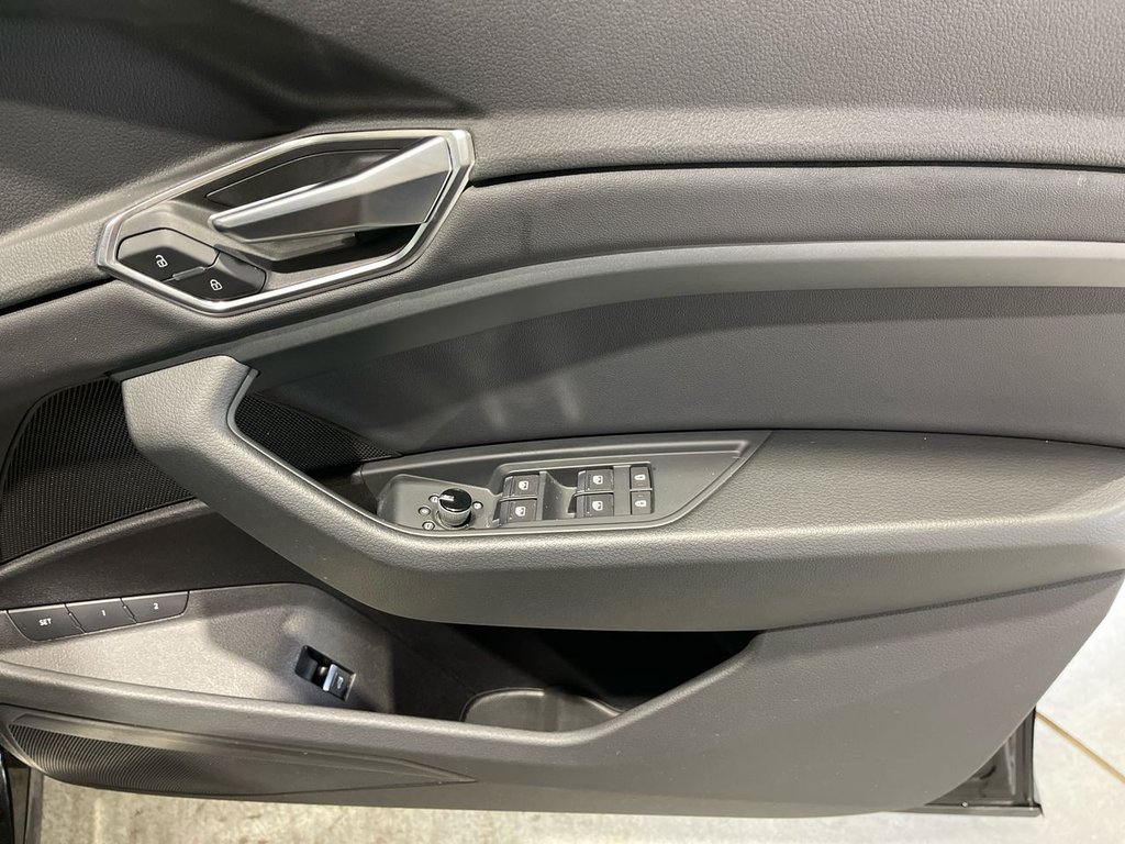 Used Audi e-tron 2021 for sale - 76900306: Photo 25