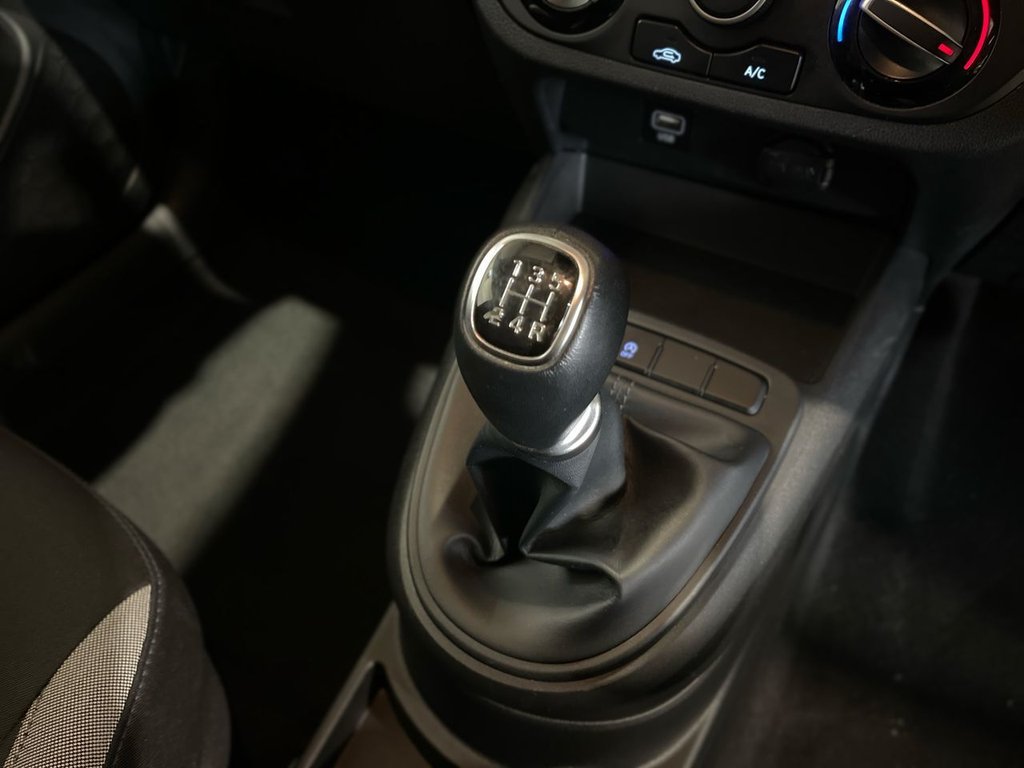 Used Hyundai i10 2022 for sale - 77422453: Photo 18