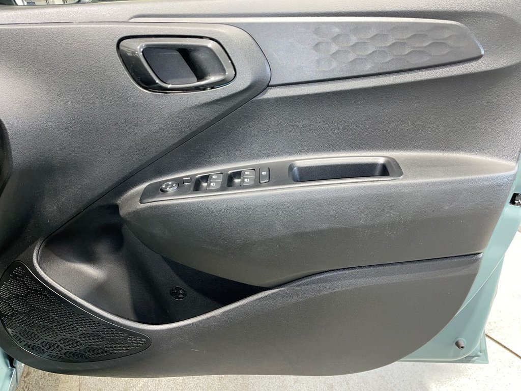 Used Hyundai i10 2022 for sale - 77422453: Photo 23