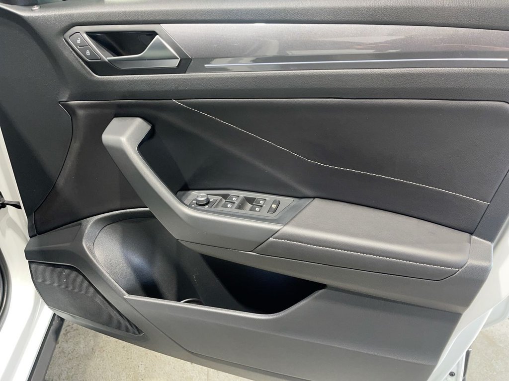 Used Volkswagen T-Roc 2022 for sale - 76417536: Photo 24