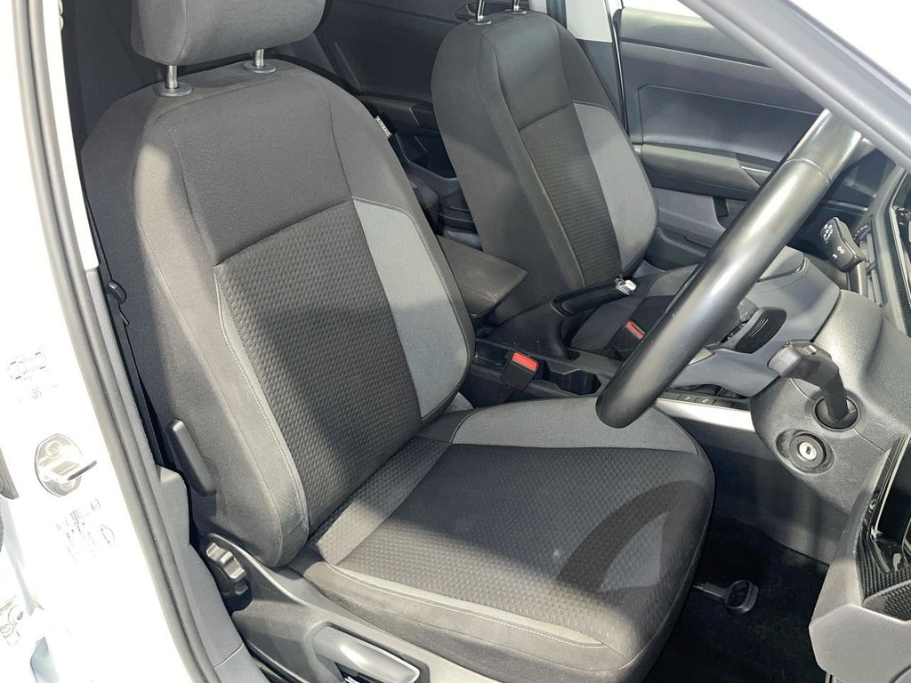 Used Volkswagen Taigo 2023 for sale - 76266644: Photo 5