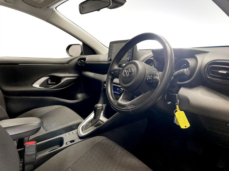 Used Toyota Yaris 2023 for sale - 77820689: Photo 12
