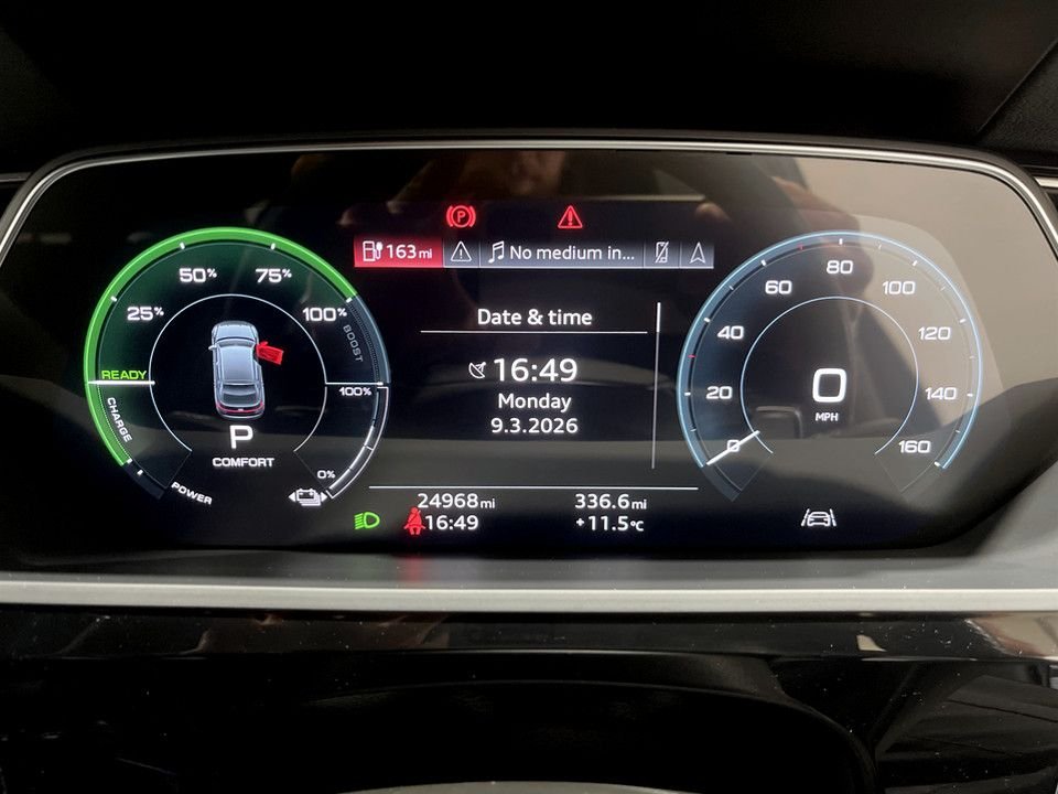 Used Audi e-tron 2022 for sale - 77821165: Photo 13