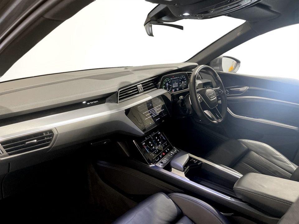 Used Audi e-tron 2022 for sale - 77821165: Photo 14