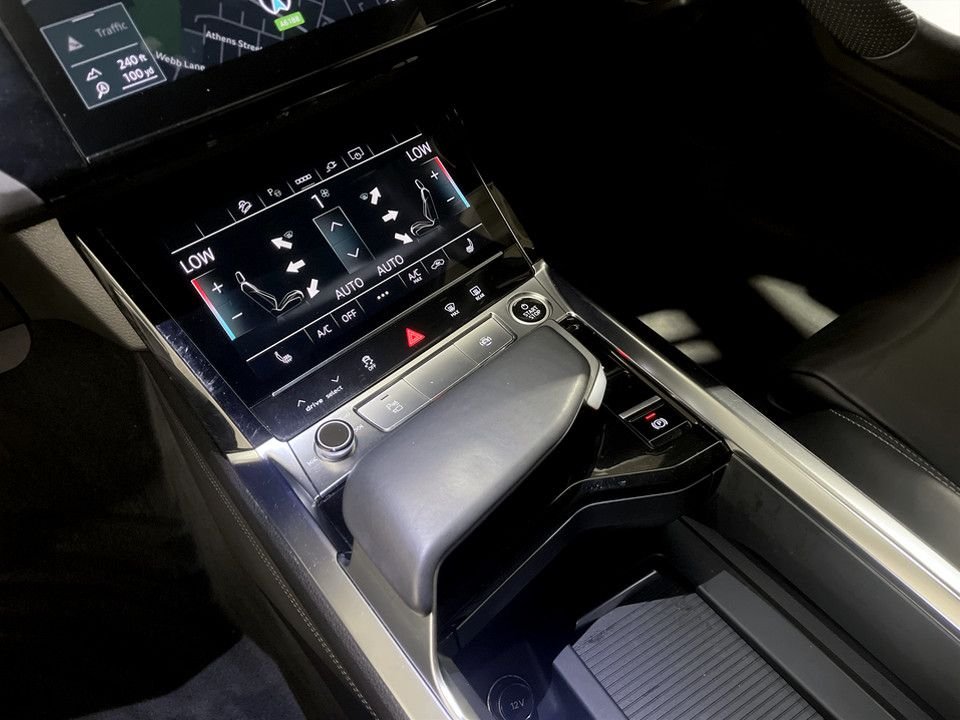 Used Audi e-tron 2022 for sale - 77821165: Photo 16