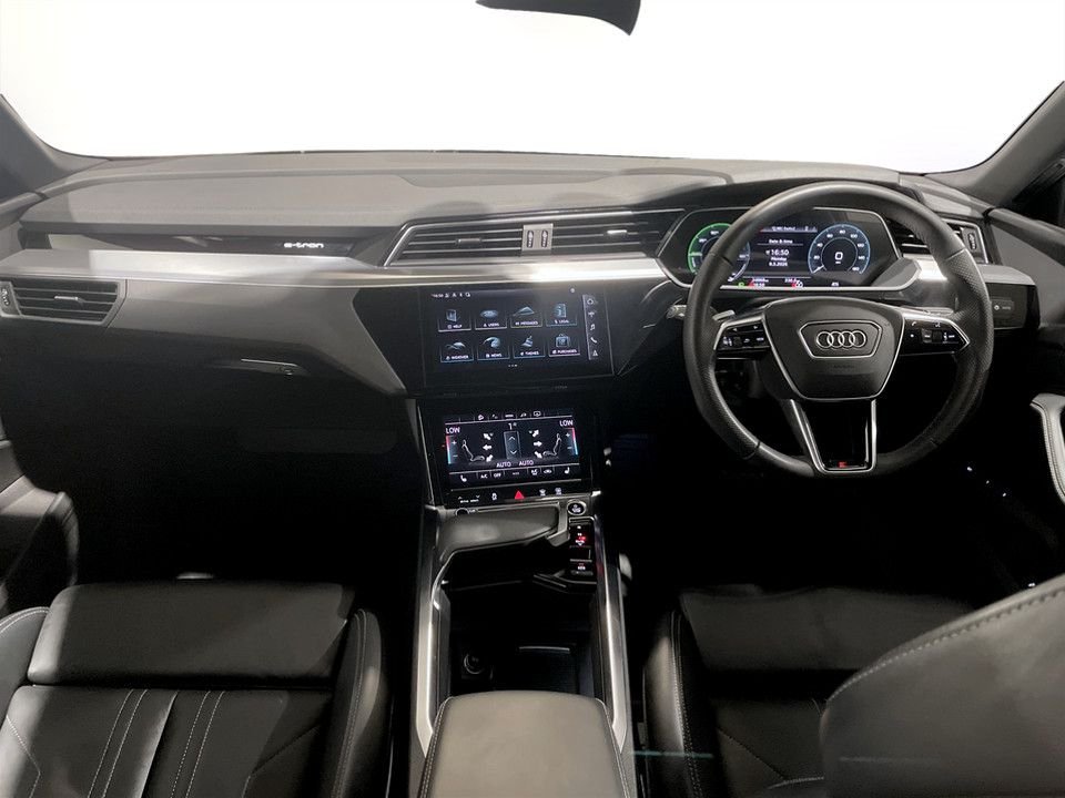 Used Audi e-tron 2022 for sale - 77821165: Photo 18