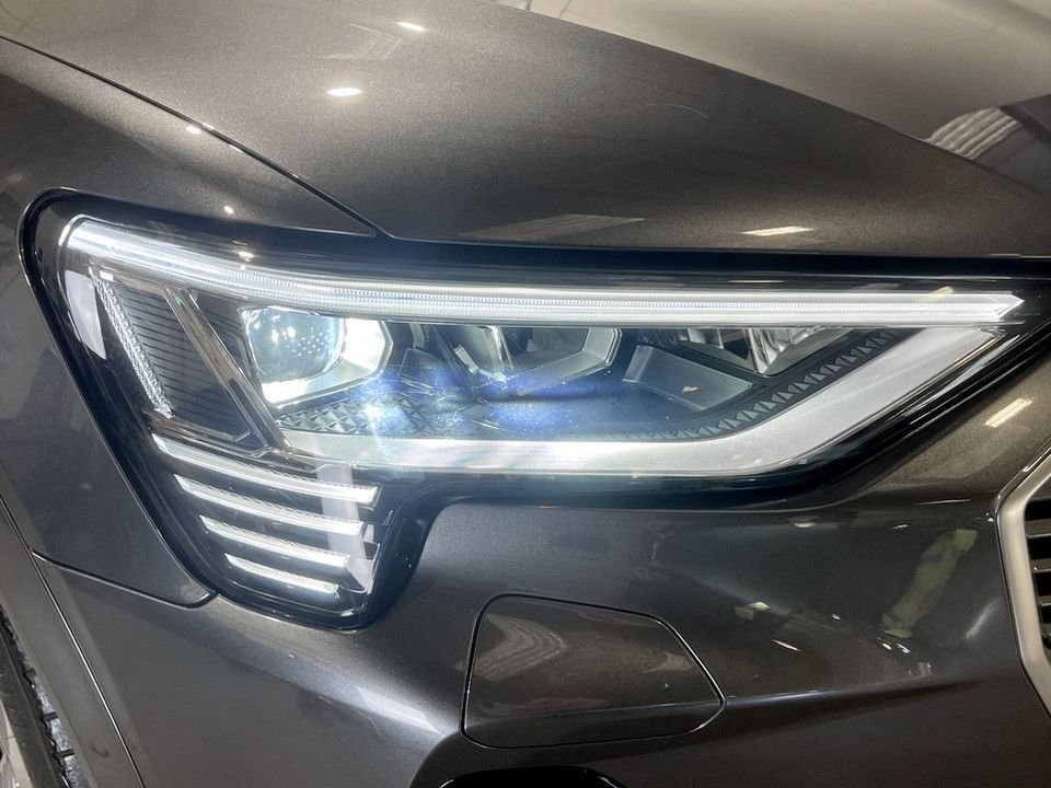 Used Audi e-tron 2022 for sale - 77821165: Photo 9