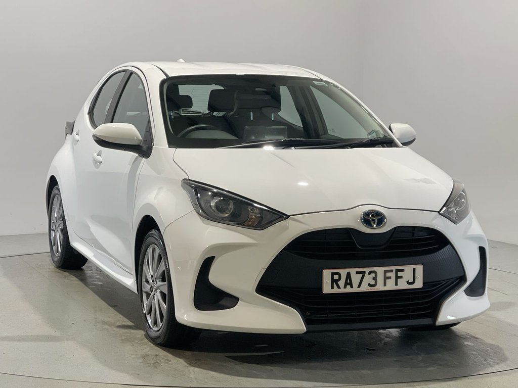Used Toyota Yaris 2024 for sale - 76820303: Photo 1
