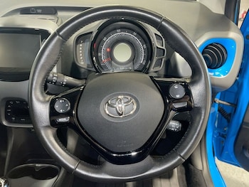 Used Toyota AYGO 2018 for sale - 75565058: Photo