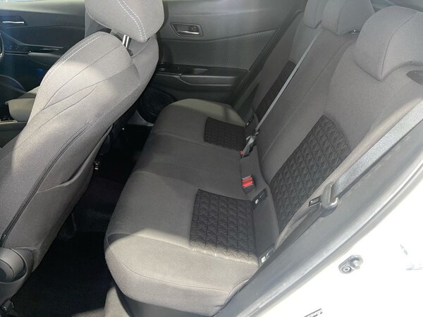 Used Toyota C-HR 2021 for sale - 76323149: Photo 12