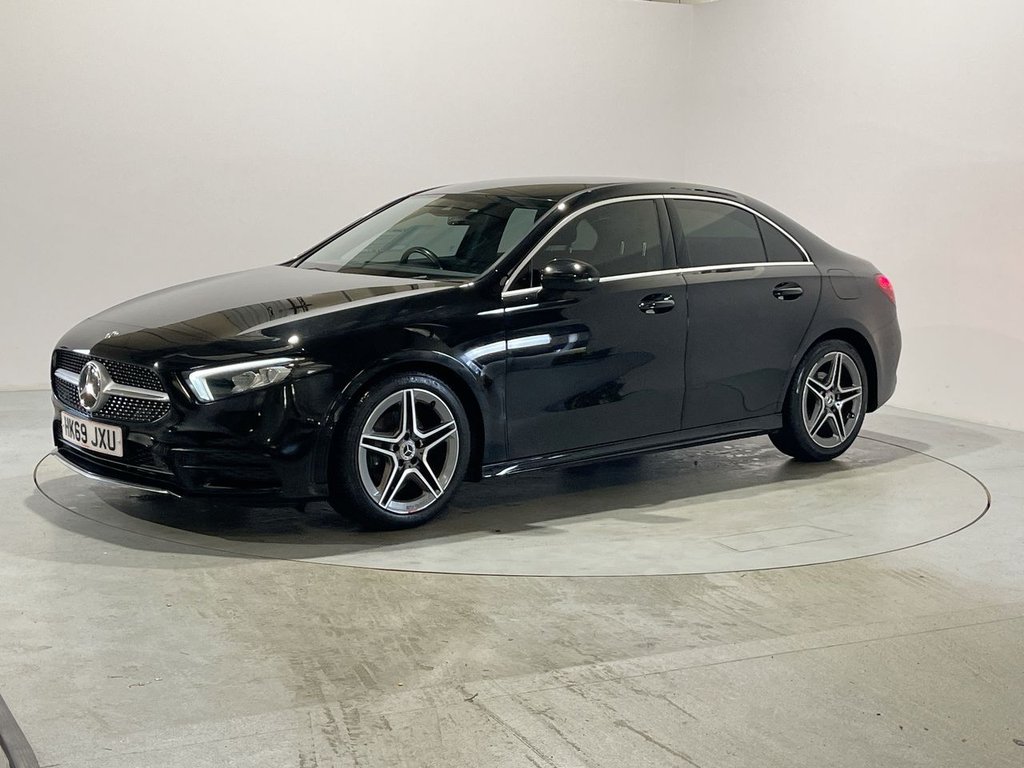 Used Mercedes-Benz A-Class 2019 for sale - 76724527: Photo 4