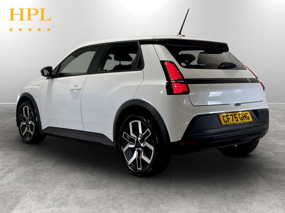 Used Renault 5 2025 for sale - 78043993: Photo 5