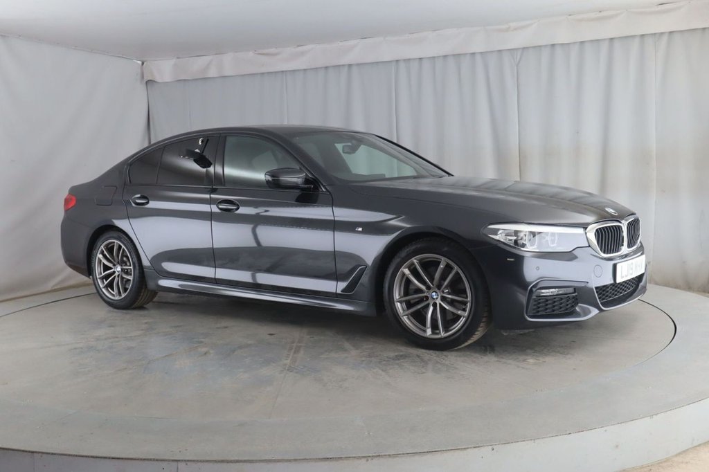 Used BMW 5 Series 2019 for sale - 76454244: Photo 1