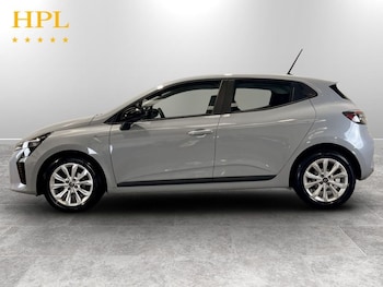 Used Renault Clio 2024 for sale - 78624130: Photo