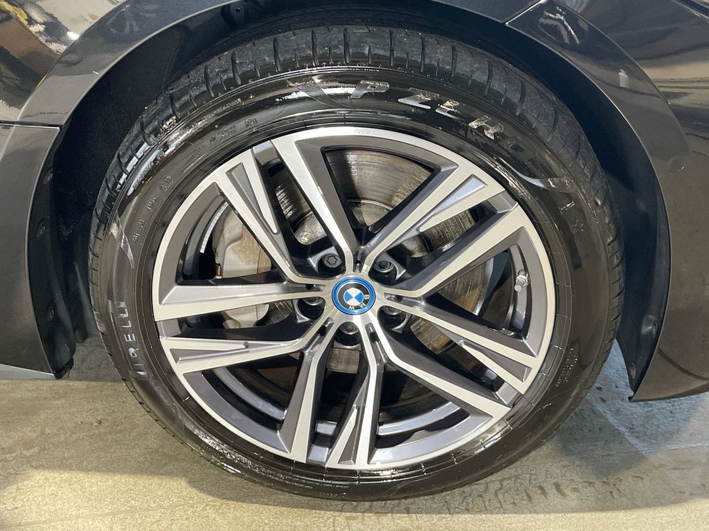 Used BMW i4 2024 for sale - 77200423: Photo 11