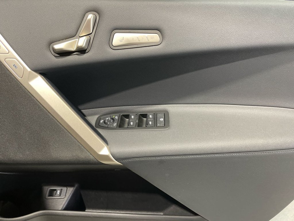 Used BMW iX 2022 for sale - 76768808: Photo 25