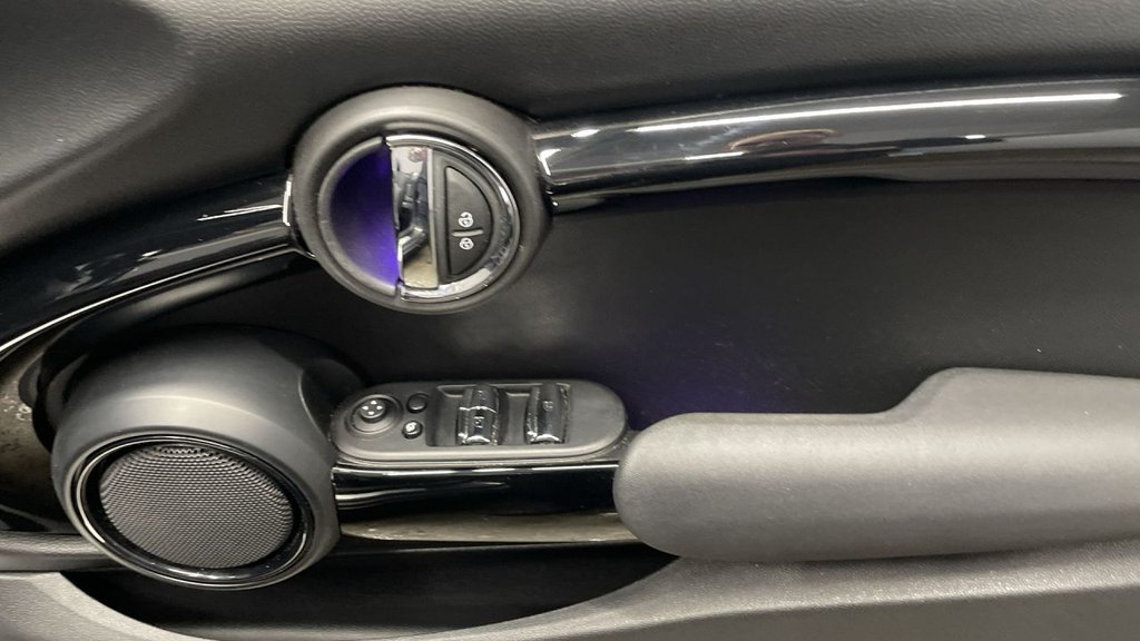 Used MINI Convertible 2018 for sale - 77719674: Photo 25