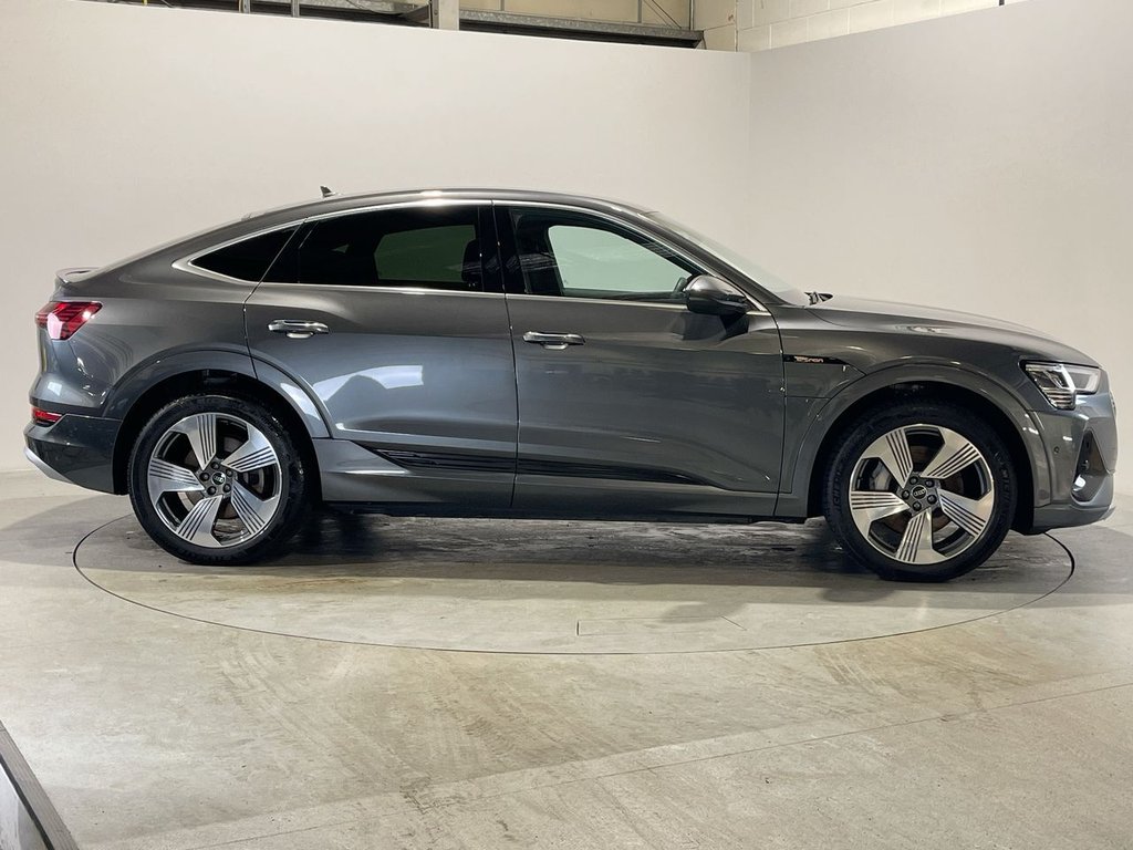 Used Audi e-tron 2022 for sale - 77499310: Photo 16