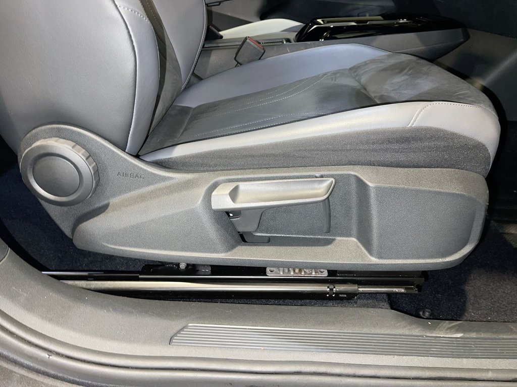 Used Volkswagen ID.4 2023 for sale - 77263531: Photo 24