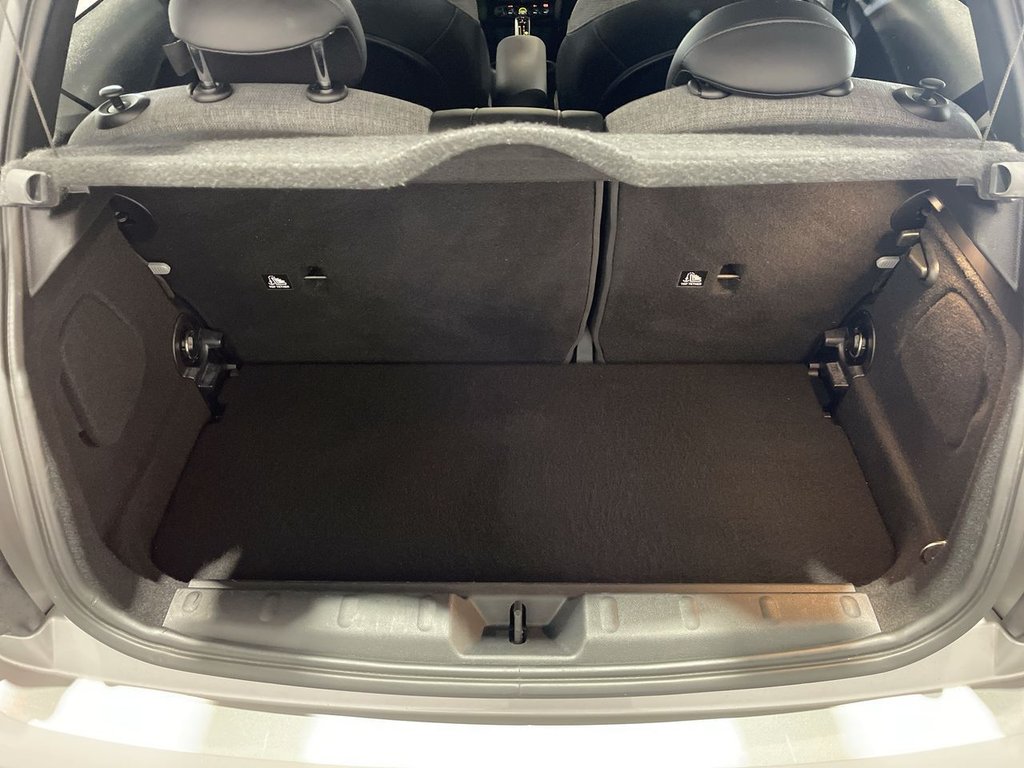 Used MINI Electric Hatch 2023 for sale - 77200437: Photo 12