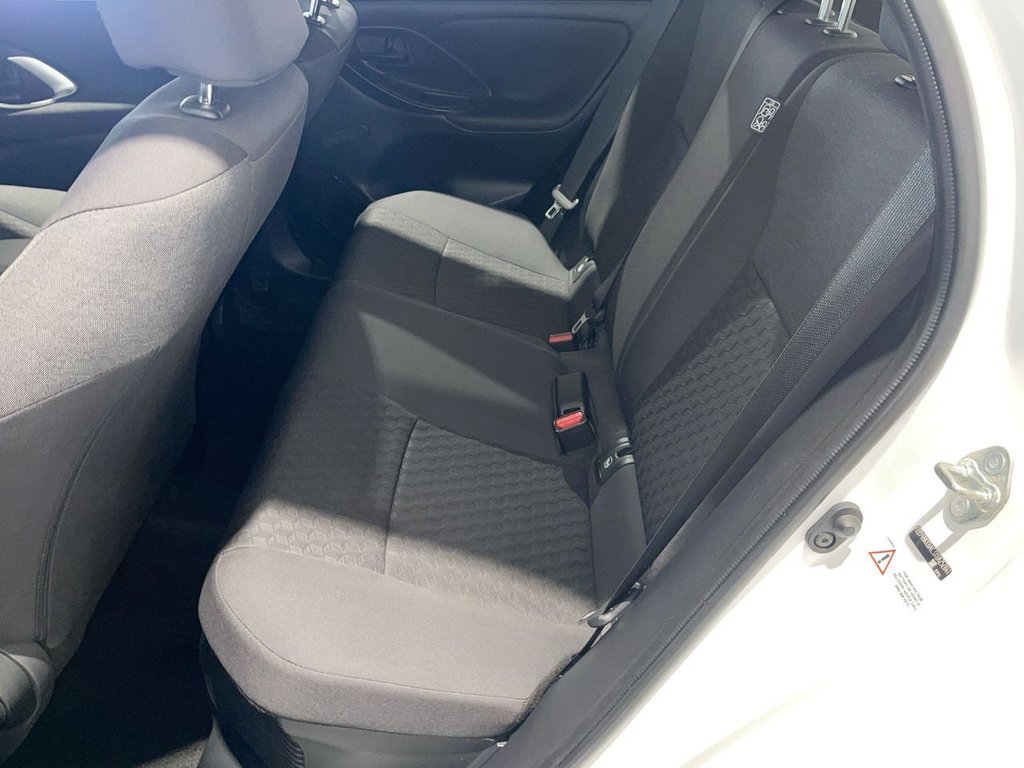 Used Toyota Yaris 2022 for sale - 76068390: Photo 17