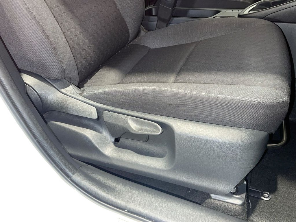 Used Toyota Yaris 2022 for sale - 76068390: Photo 21