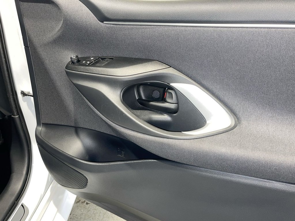 Used Toyota Yaris 2022 for sale - 76068390: Photo 22