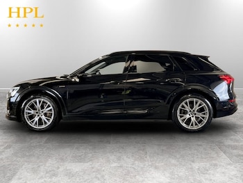 Used Audi e-tron 2021 for sale - 78406140: Photo