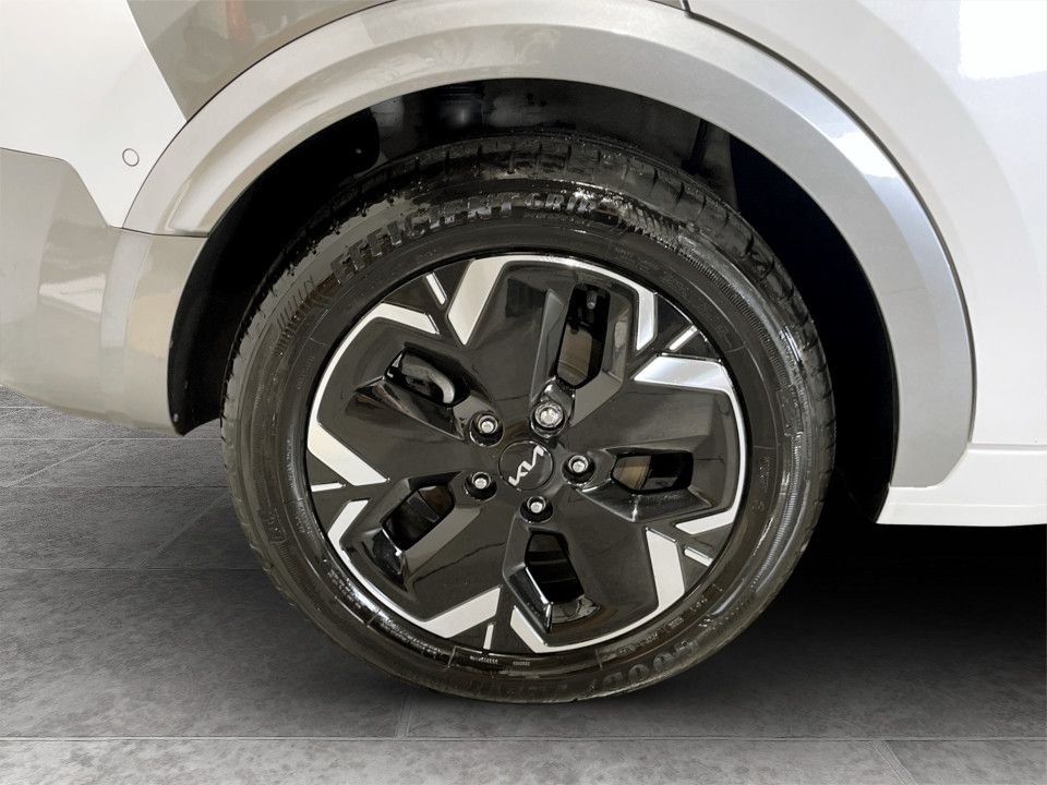 Used Kia Niro 2023 for sale - 78017081: Photo 10