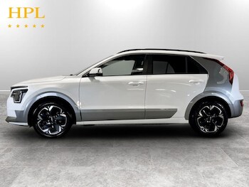 Used Kia Niro 2023 for sale - 78017081: Photo