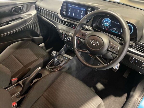 Used Hyundai i20 2023 for sale - 76235888: Photo 15