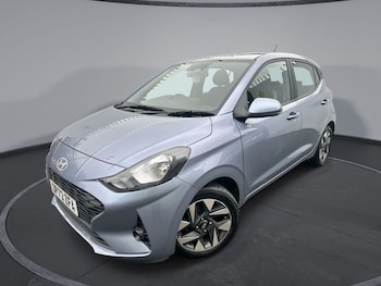 Used Hyundai i10 2024 for sale - 77673600: Photo