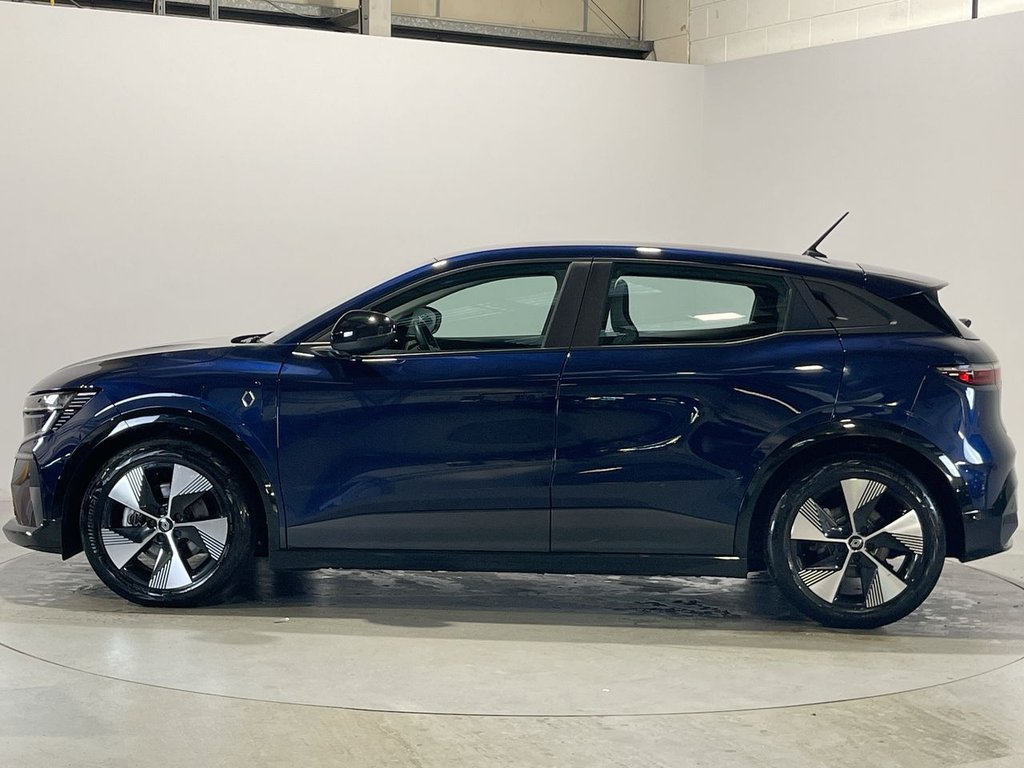 Used Renault Megane E Tech 2023 for sale - 76900300: Photo 12