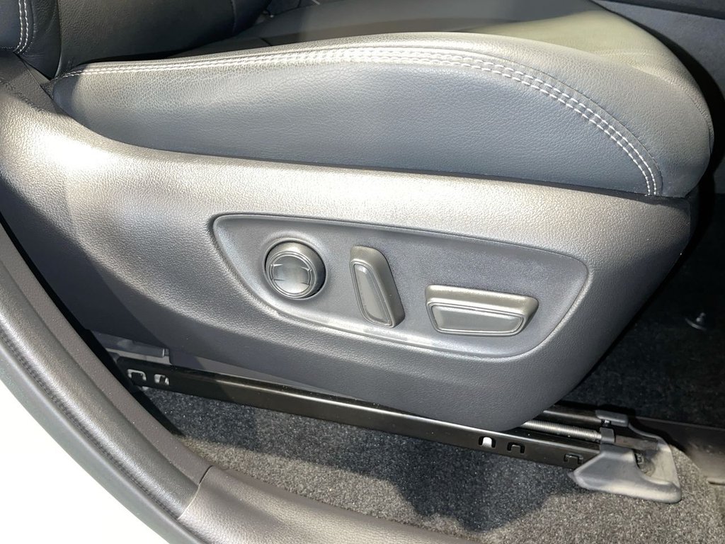 Used Toyota RAV4 2023 for sale - 76333306: Photo 22