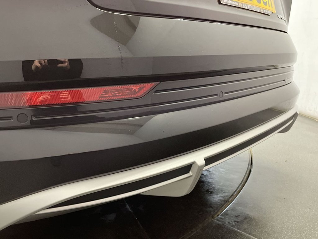 Used Audi e-tron 2022 for sale - 76395687: Photo 14