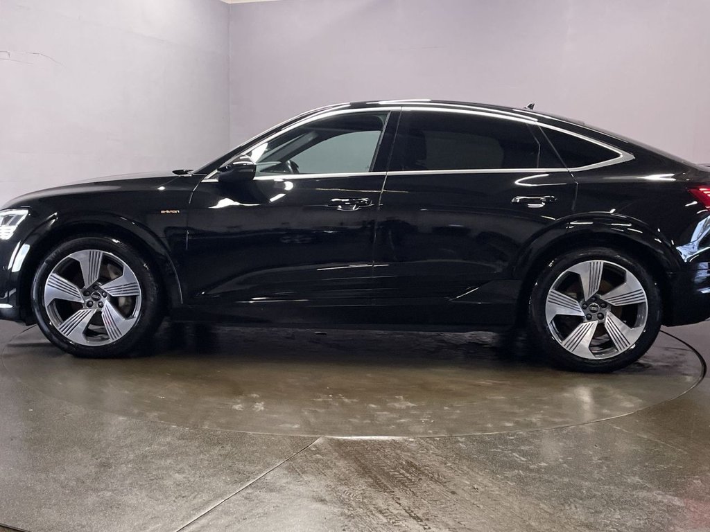 Used Audi e-tron 2022 for sale - 76395687: Photo 5