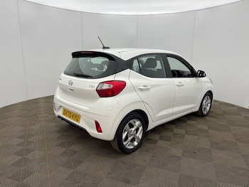 Used Hyundai i10 2020 for sale - 75548623: Photo