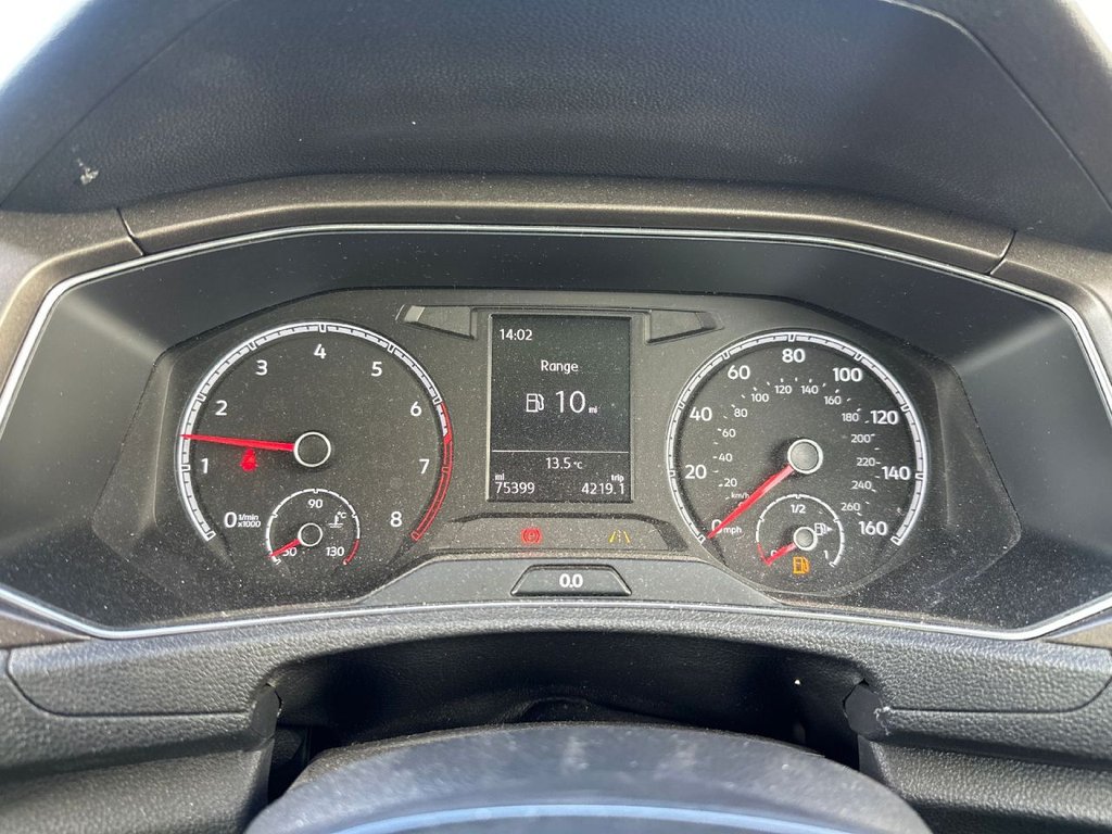 Used Volkswagen T-Roc 2018 for sale - 76586678: Photo 8