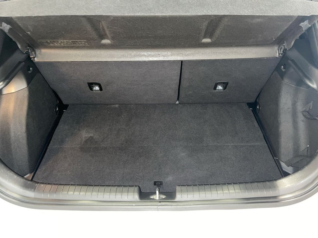 Used Hyundai i20 2018 for sale - 76106052: Photo 12