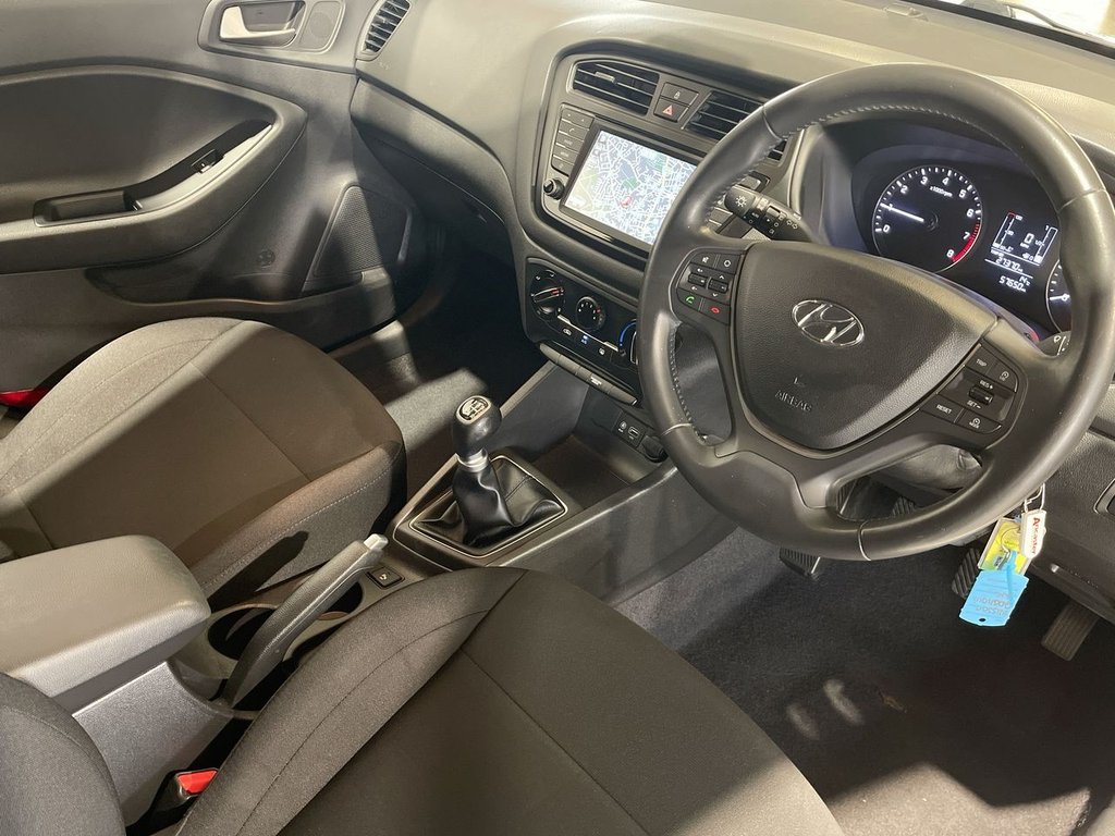 Used Hyundai i20 2018 for sale - 76106052: Photo 15